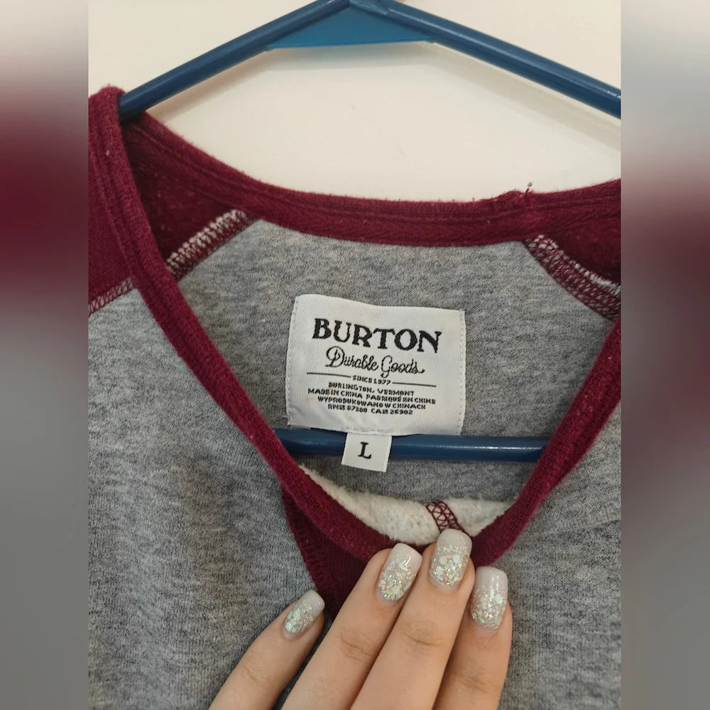 Burton Women's Caratunk Crew Maroon Grey Sweater Size Large - Picture 3 of 4